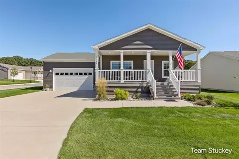 11786 Megan Way, Rockford, MI 49341