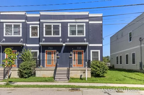 735 Bates, Grand Rapids, MI 49503