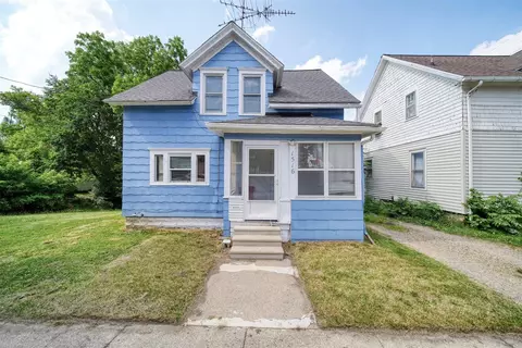 1516 Plymouth, Jackson, MI 49203