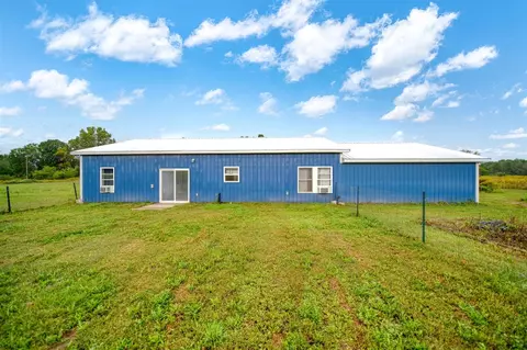 Exterior - 6474 Kennedy, Munith, MI 49259 photo 8 of 10