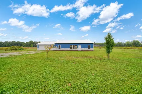 Exterior - 6474 Kennedy, Munith, MI 49259 photo 3 of 10