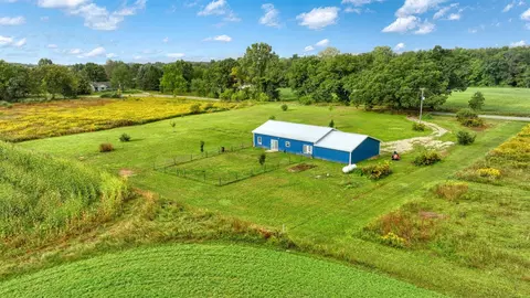 Exterior - 6474 Kennedy, Munith, MI 49259 photo 2 of 10