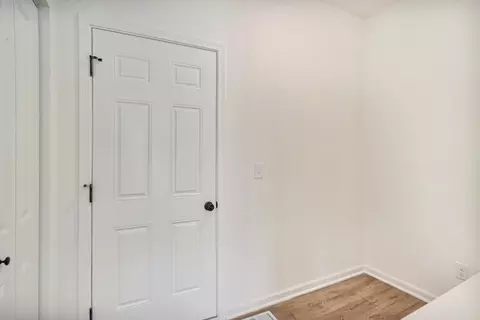 Entry Way - 6225 Comiskey, Stevensville, MI 49127 photo 1 of 3