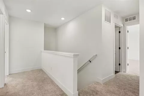 Entry Way - 6225 Comiskey, Stevensville, MI 49127 photo 4 of 4