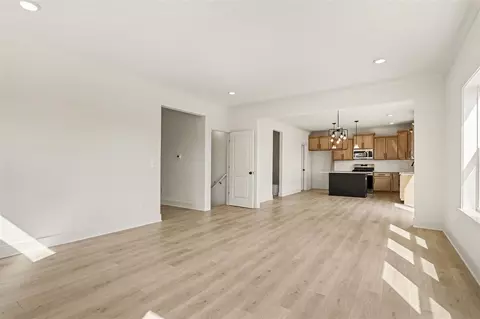 Living - 6225 Comiskey, Stevensville, MI 49127 photo 2 of 2