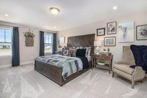 Bedroom - 6225 Comiskey, Stevensville, MI 49127 photo 5 of 8