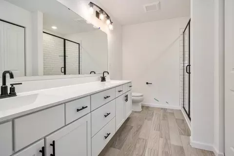 Bath - 6225 Comiskey, Stevensville, MI 49127 photo 1 of 2