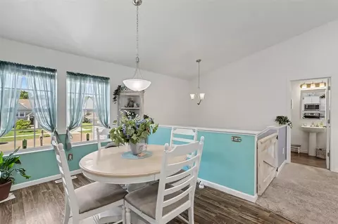 Dining - 59149 Silvergrass, Mattawan, MI 49071 photo 1 of 2