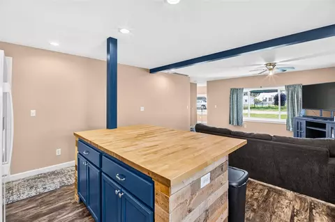 Kitchen - 887 Bryant, Jackson, MI 49202 photo 5 of 5