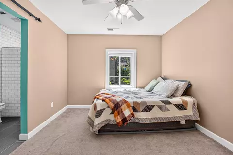 Bedroom - 887 Bryant, Jackson, MI 49202 photo 1 of 6