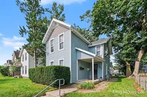 127 Lexington, Grand Rapids, MI 49504