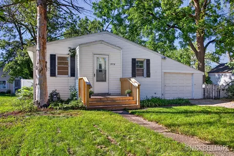 576 W 20th, Holland, MI 49423