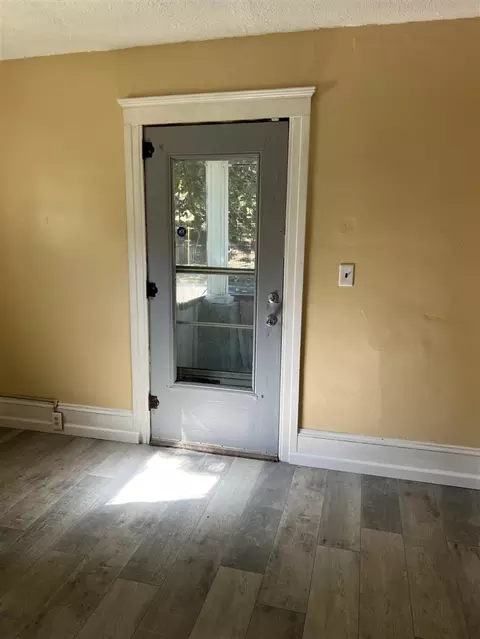 Entry Way - 231 Rockwell, Jackson, MI 49203 photo 3 of 5