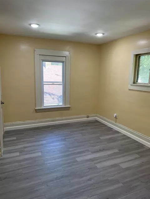 Bedroom - 231 Rockwell, Jackson, MI 49203 photo 2 of 4
