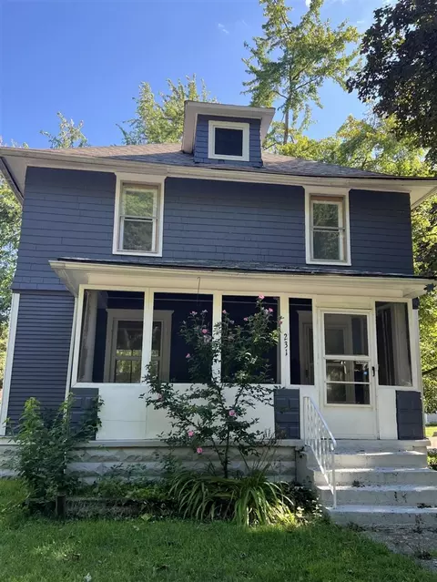 Exterior - 231 Rockwell, Jackson, MI 49203 photo 2 of 6
