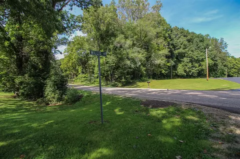 V/l Millard, Three Rivers, MI 49093 photo 4