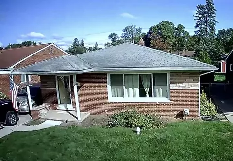 254 Park, Clawson, MI 48017