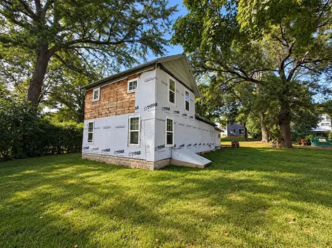 815 Maple, Marshall, MI 49068