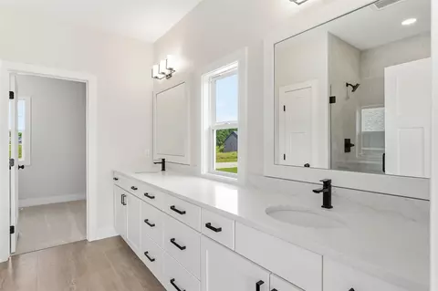 Bath - 2975 Colfax, Douglas, MI 49406 photo 1 of 5
