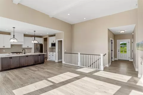 Entry Way - 2975 Colfax, Douglas, MI 49406 photo 2 of 3