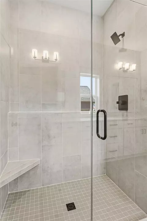 Bath - 2975 Colfax, Douglas, MI 49406 photo 2 of 5