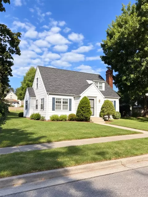 607 Woodlawn, Hart, MI 49420