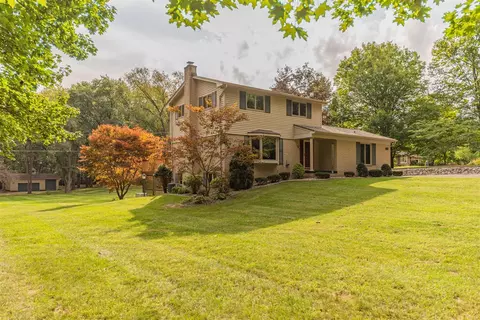 6705 Crane, Ypsilanti, MI 48197