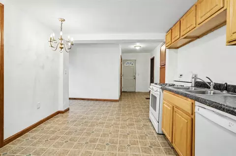 Entry Way - 407 S Eagle, Marshall, MI 49068 photo 1 of 1