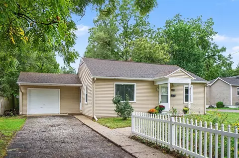 521 Hutchinson, Kalamazoo, MI 49008