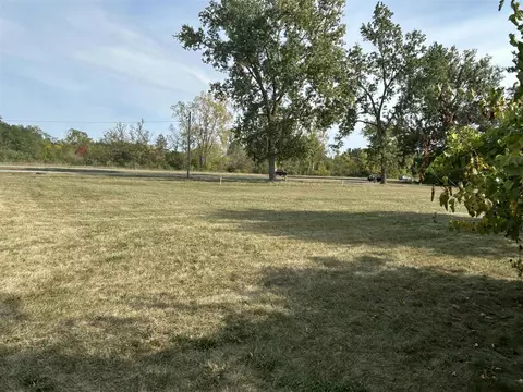 1936 Mccartney, Ypsilanti, MI 48198