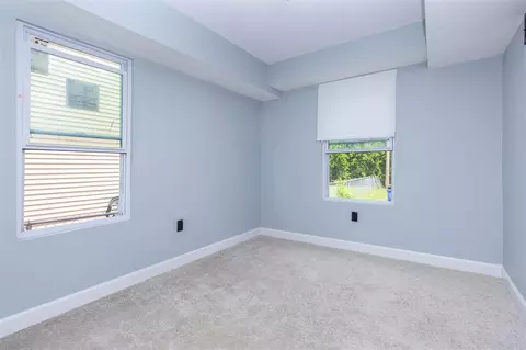 Bedroom - 22714 Heussner, Warren, MI 48089 photo 8 of 9