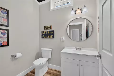 Bath - 10725 Arrowhead, Jerome, MI 49249 photo 6 of 6