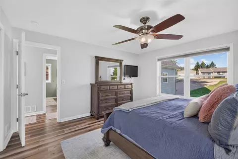 Bedroom - 10725 Arrowhead, Jerome, MI 49249 photo 4 of 6