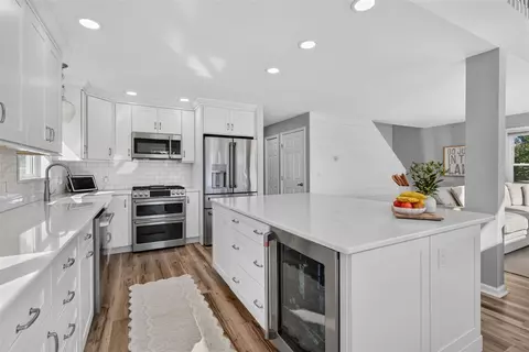Kitchen - 10725 Arrowhead, Jerome, MI 49249 photo 9 of 12