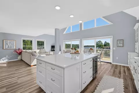 Kitchen - 10725 Arrowhead, Jerome, MI 49249 photo 6 of 12