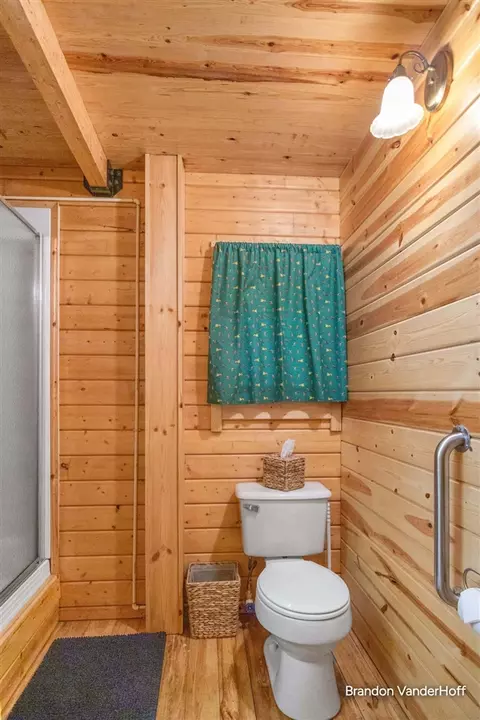 Bath - 3661 E Gustafson, White Cloud, MI 49349 photo 1 of 2