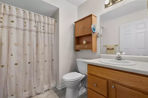 Bath - 344 Westbrook, Marshall, MI 49068 photo 1 of 2