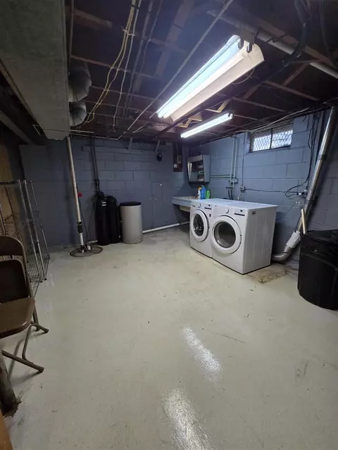 Other - 737 Royal, Jackson, MI 49202 photo 10 of 13