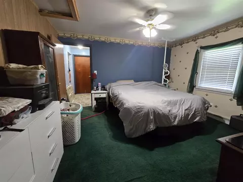 Bedroom - 737 Royal, Jackson, MI 49202 photo 4 of 6