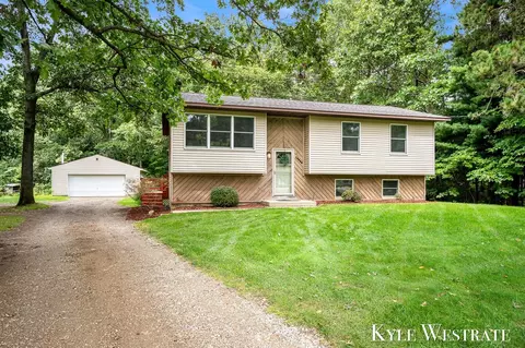 14439 Lincoln, Grand Haven, MI 49417