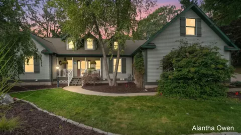 18443 Iroquois, Spring Lake, MI 49456