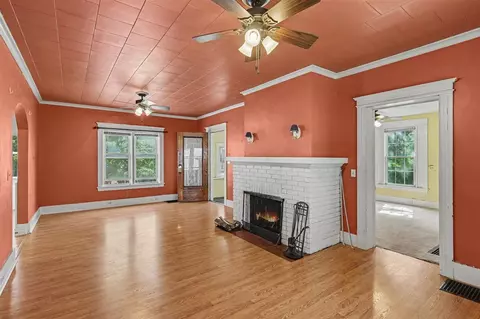 Living - 113 N Gorham, Jackson, MI 49202 photo 1 of 3