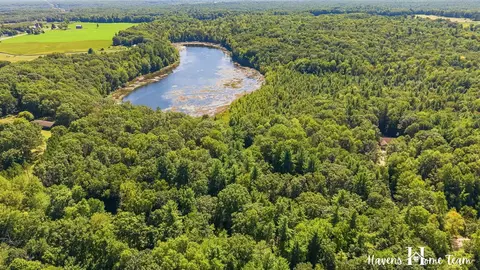 V/l E Michillinda, Twin Lake, MI 49457