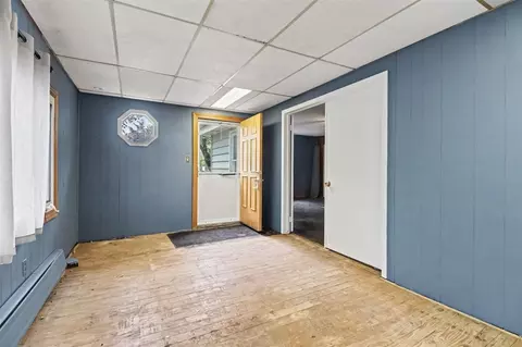 Entry Way - 30925 Beverly, Romulus, MI 48174 photo 1 of 2