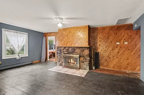 Living - 30925 Beverly, Romulus, MI 48174 photo 1 of 3