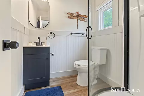 Bath - 12230 Mac, Belding, MI 48809 photo 1 of 1