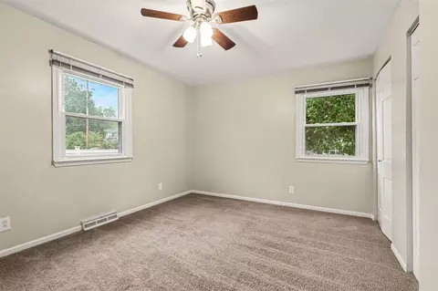 Bedroom - 724 Crescent, Jackson, MI 49203 photo 1 of 3