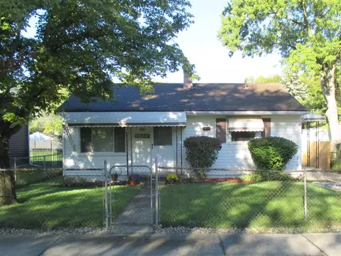 2050 Moeller, Ypsilanti, MI 48198