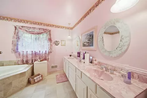 Bath - 3860 Wellman, Parma, MI 49269 photo 5 of 8
