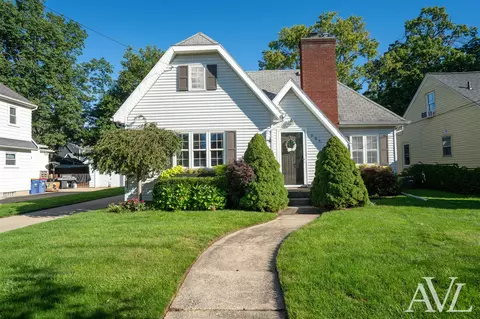 905 N Ottillia, Grand Rapids, MI 49507